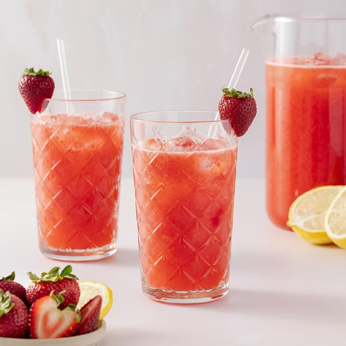 strawberry wellness drink - Ushnet Recipes
